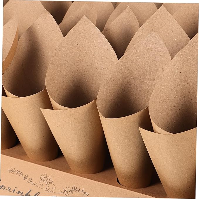 CIMAXIC 30-hole Kraft Paper Cones Box Set Wedding Party Favor Box Confetti Cone Holders for Decorative Party Favors