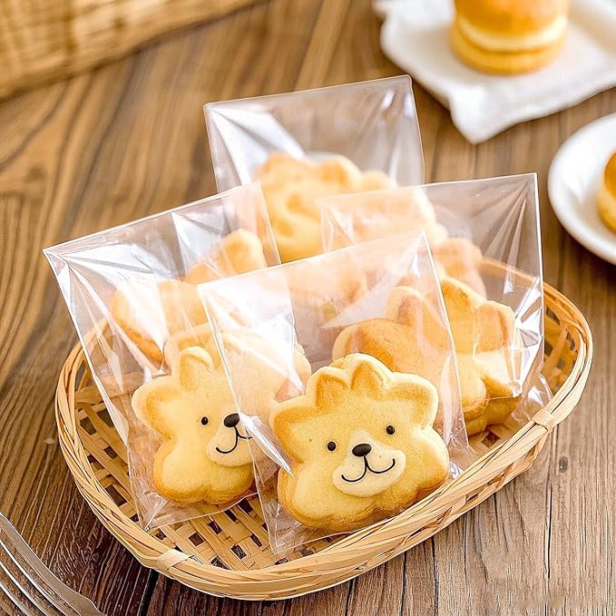 PigPotParty 2"x3" Cellophane Cookie Bags Self Sealing, 200 Pcs Clear Plastic Treat Individual Cookie Bags with seal, Perfect for Goodies, Party Favors, Snacks, Gift Wrapping