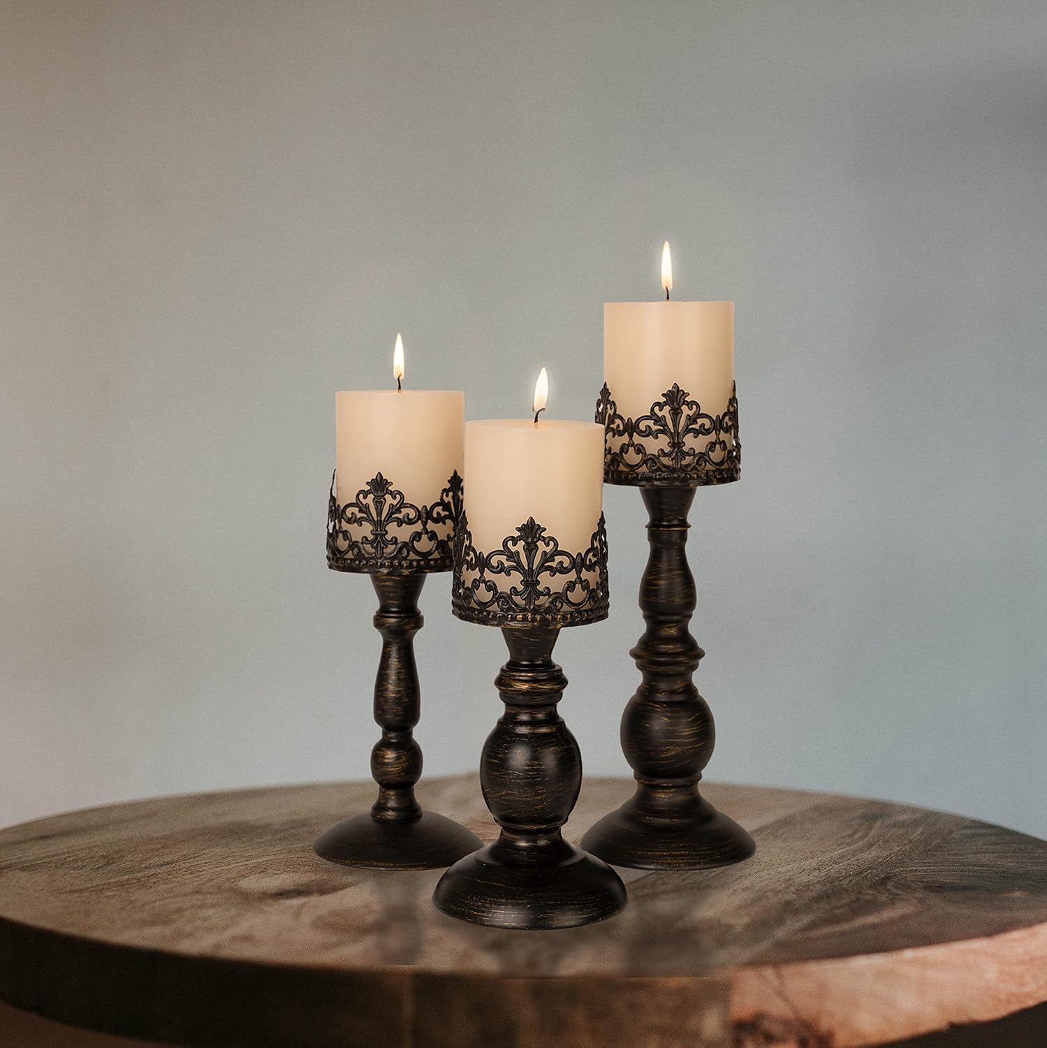 BANOMII Distressed Black Candle Holders for Pillar Candles Set of 3, Vintage Crown Candle Stands for Table Centerpiece Decor, Tall Antique Metal Candle Holder Set for Fireplace Decoration, Ideal Gift