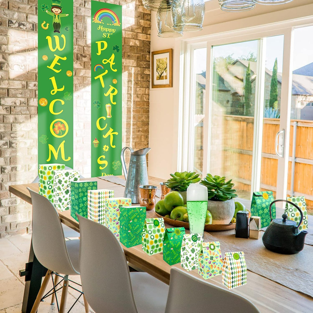 Fancy Land St Patrick's Day Paper Gift bag Shamrock Treat Bags Goodies Bags for Party Favors 24 Pack