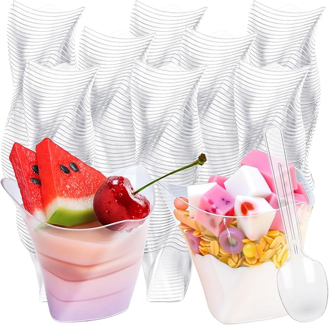 Honeydak 150 Pcs Plastic Dessert Cups without Lids 4.5 oz with Spoons Mini Clear Disposable Trifle Mousse Dessert Cups Triangular Parfait Appetizers Tumbler Pudding Fruit Serve for Party