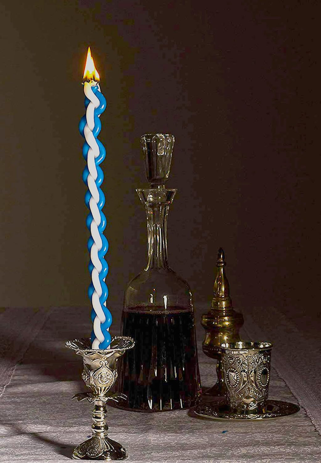 Ner Mitzvah 12-Pack Braided Havdalah Candle - Round Blue and White Paraffin Wax - Handcrafted Havdallah Candle - Shabbat Judaica Gift