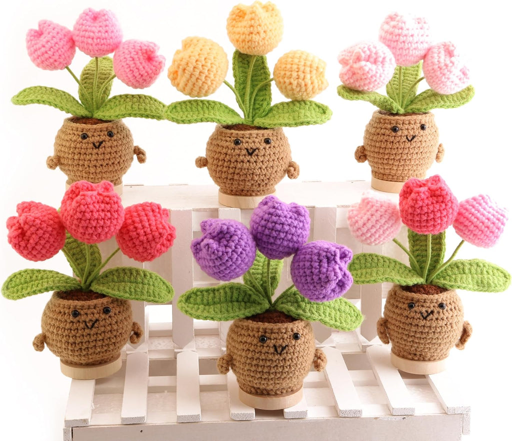 Hand-Woven Mini Tulip Potted Plants, Desktop Ornaments, Timeless Home Office Decorations, Perfect Handmade Gifts for Mother's Day, Graduation Season and Thanksgiving Day(Mixed Pink)