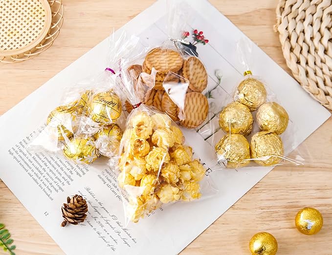 LOKIQNG Cellophane Bags Plastic Treat Bag Clear Cookie Candy Bags with Twist Ties for Party Favor Bag(100PACK,4x6inch)
