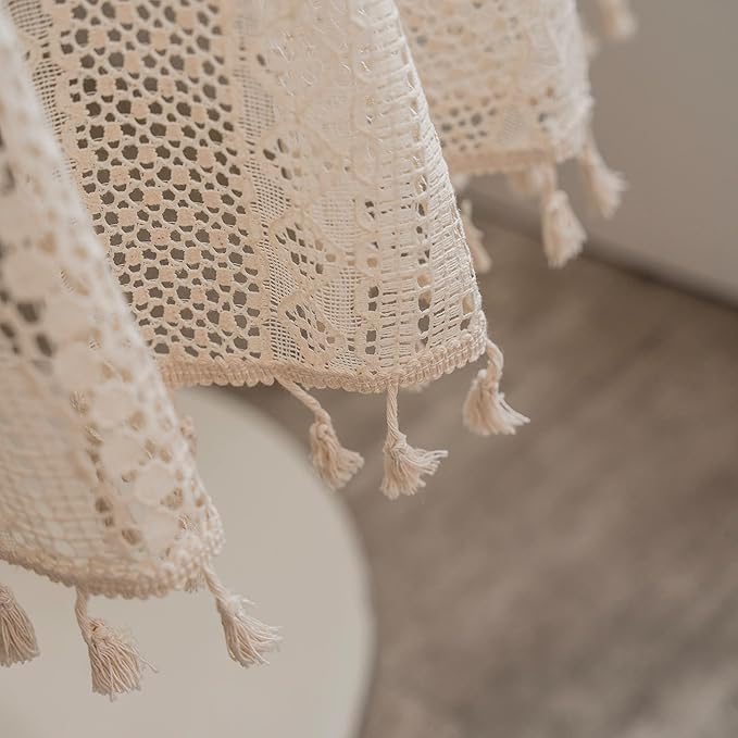 Beige Round Lace Tablecloths with Tassels, Washable Crochet Vintage Cotton Table Cover for Kitchen Dinner Wedding Party Banquet Décor, 59inch