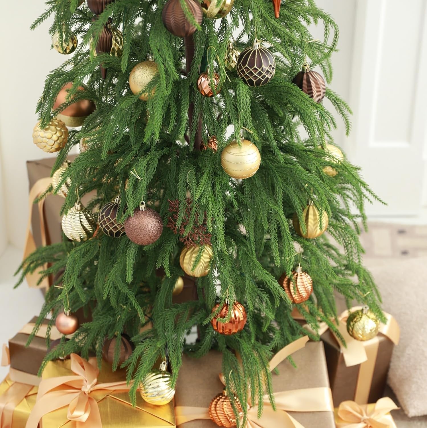 HipTree 116ct 1.18-6.5"Copper Gold Christmas Tree Ornaments Decorations Set | Shatterproof Luxury Assorted Hanging Baubles, Pre-Strung Bulk Holiday Decor For Tabletop Tree,Mantel Xmas Party Home Indoor