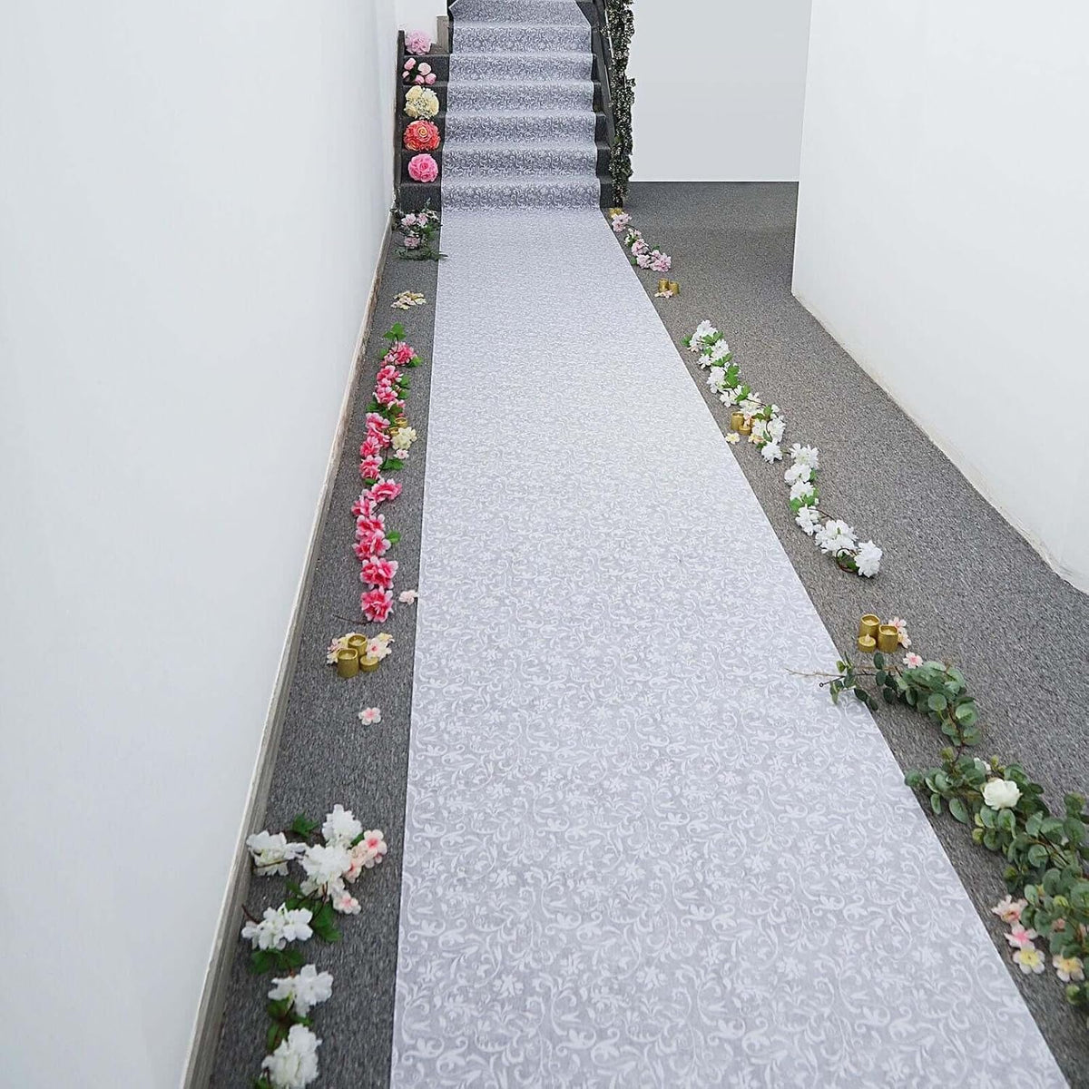 Efavormart 36" x 50ft White Floral Lace Aisle Runner