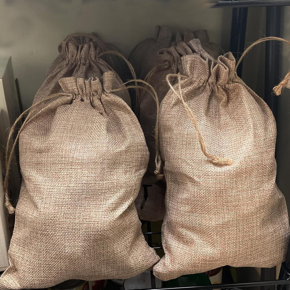 mouyat 30 pcs 10 x 14 inch burlap on a desk or shelf