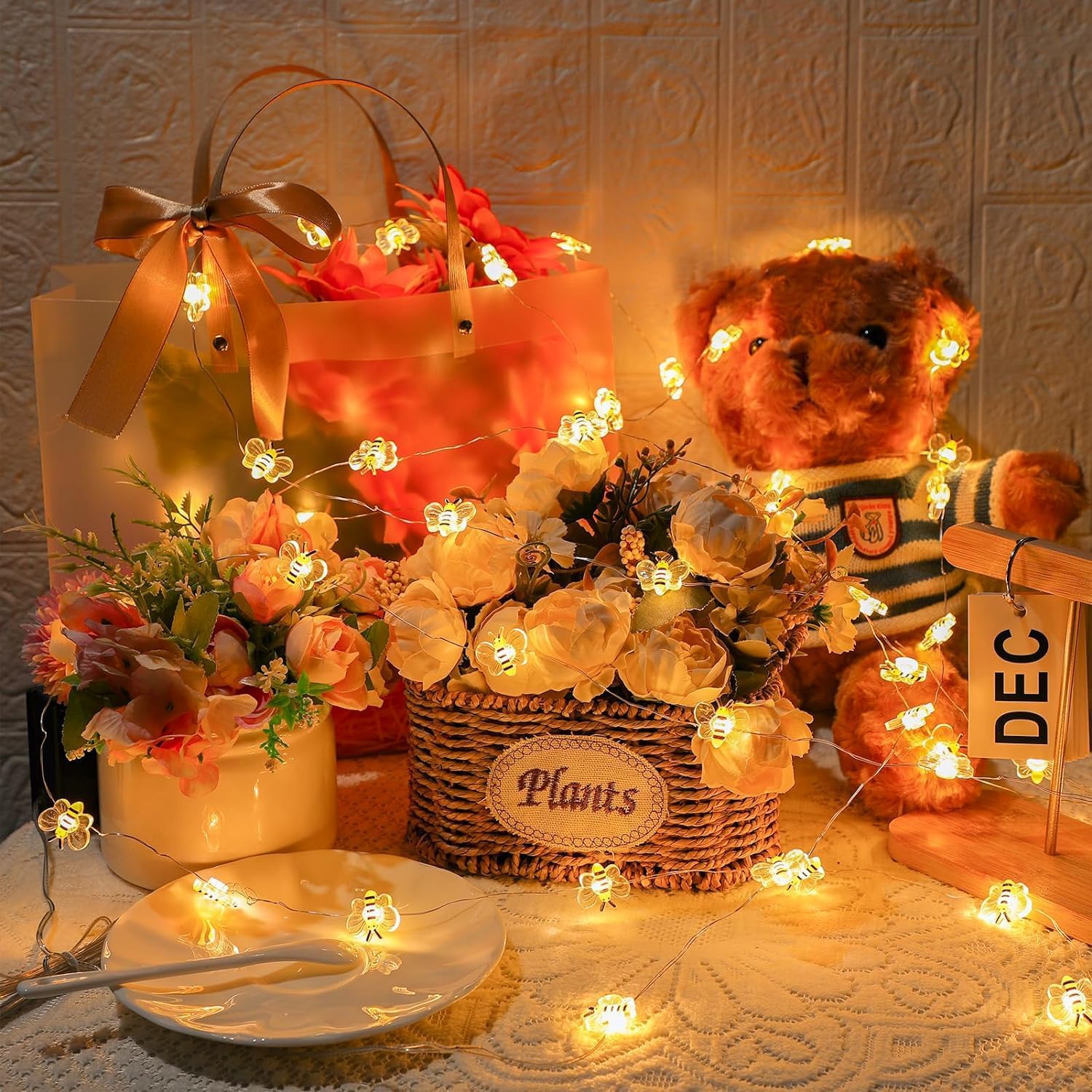 Bee Decor USB String Lights 10Ft 30 LEDs Bee Bumble Whimsical Decorations Honey Gifts for DIY, Home, Classroom, Birthday, Kids Room, Garden, Baby Shower, Party