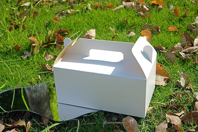 PandaPandaPPS 50 Pack White Gable Boxes (8.25"×5"×4") for Foods, Gifts and Party Favors, Goodie Gift Boxes Treat Boxes for Birthday Party, Wedding, Baby Shower