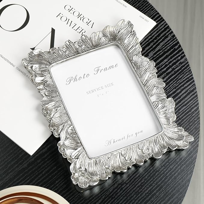Silver 5x7 Picture Frame, Vintage Silver Palm Leaves Textured Hand-Crafted Resin with Glass Front Elegant Retro Vintage Rustic Design Photo Frame for Wall and Tabletop Display Home Decor
