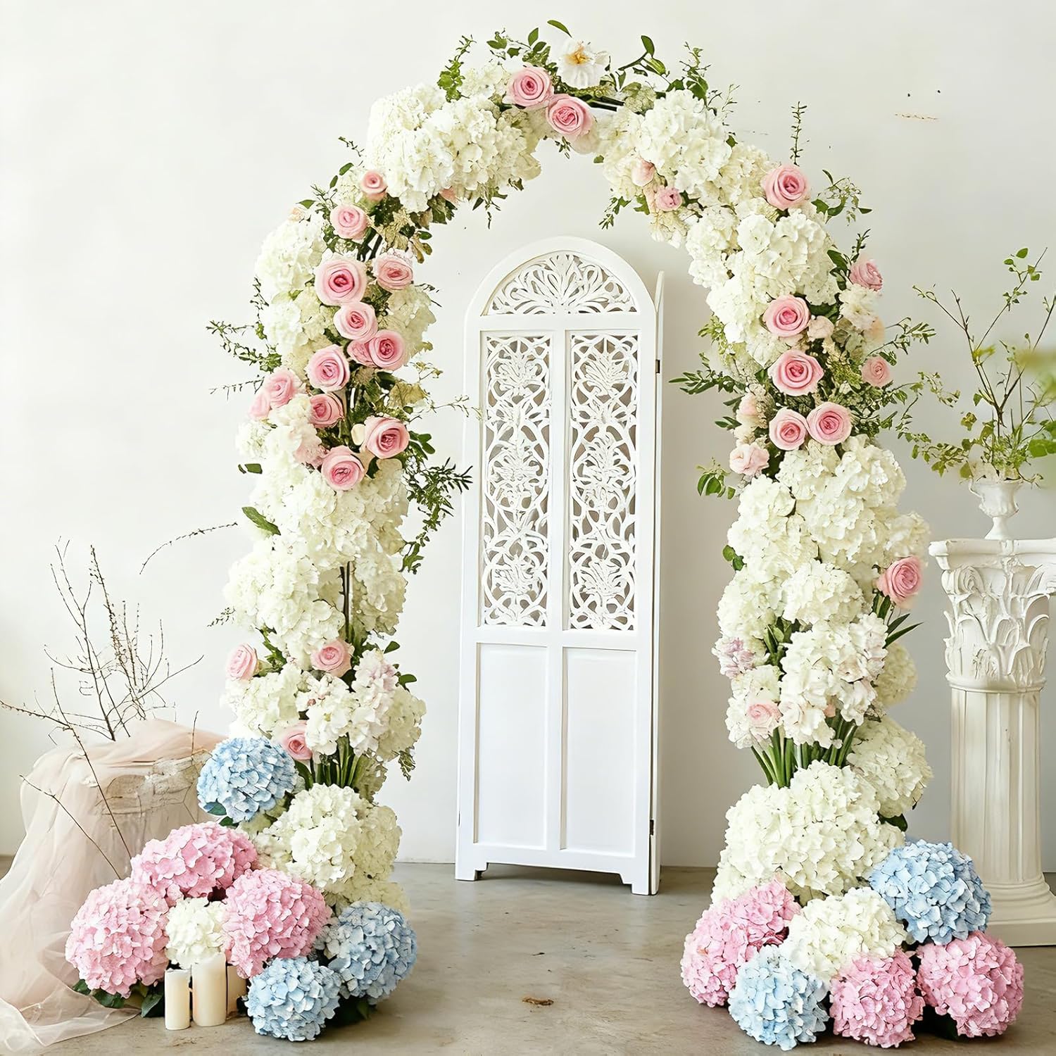 65Pcs White Hydrangea Artificial Flowers Bulk，Realistic Silk Fake Flowers with Stems，Faux Hydrangea Flowers for Wedding Home Decor Centerpieces Living Room Garden Party Baby Shower Decoration