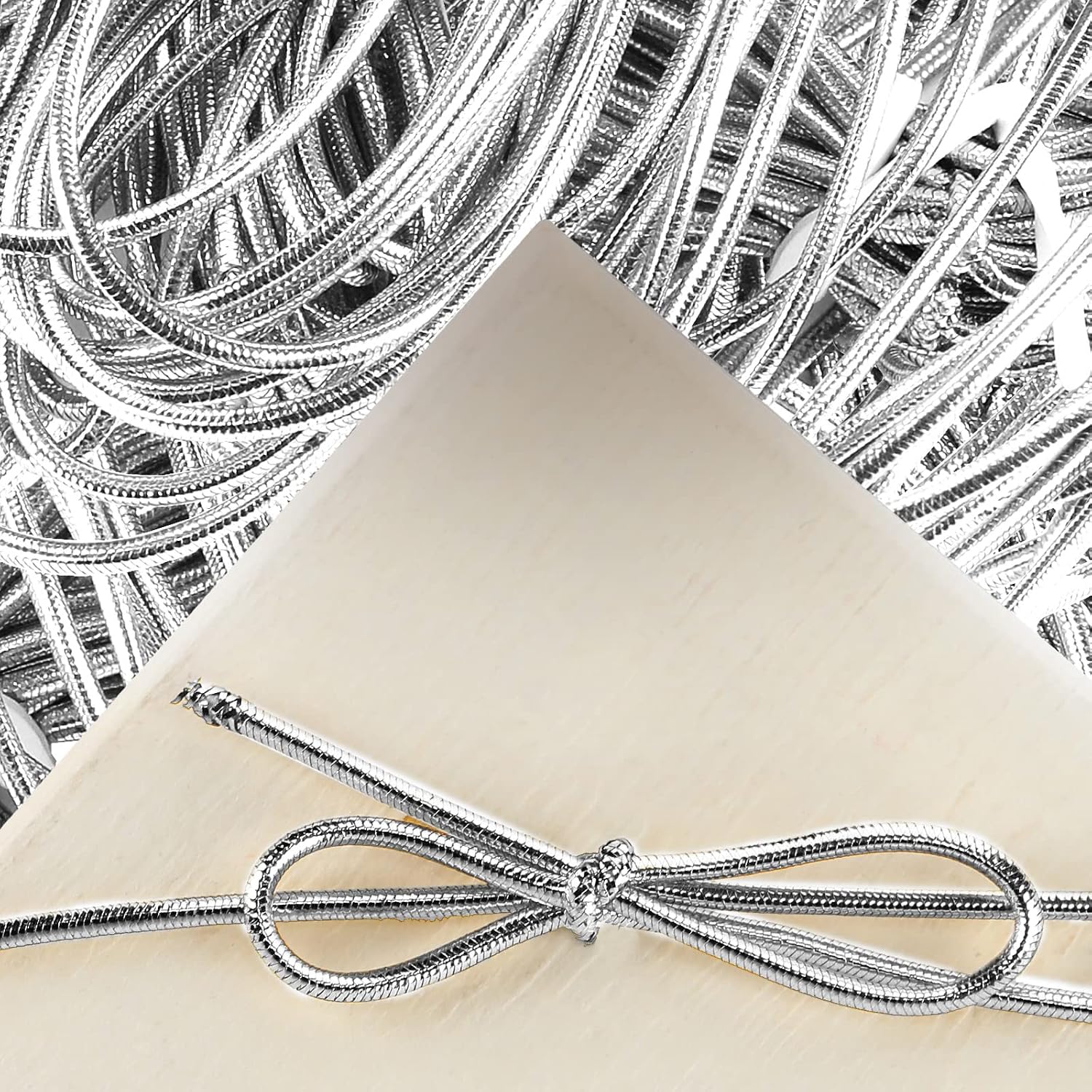 Jutom 100 Pcs Stretch Loops 16" Metallic Elastic Cord, Pre Tied Ornament Strings, Elastic Ribbon for Tags, String Bows for Christmas Decoration Gifts Wrapping Boxes (Silver)