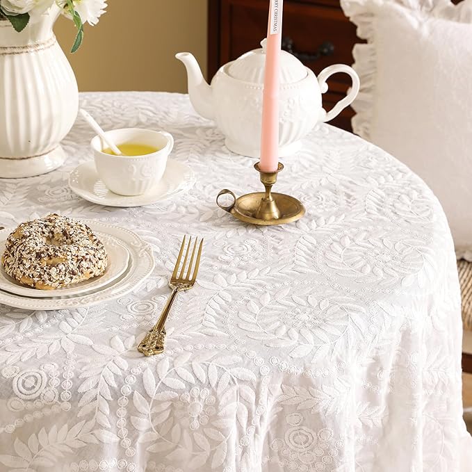 patdrea Vintage Ruffle Tablecloth for Round Tables,Farmhouse Embroidered Cotton White Lace Table Cloth Cover Decor for Dining Room Wedding Banquet Thanksgiving Christmas,Dimaeter 59"