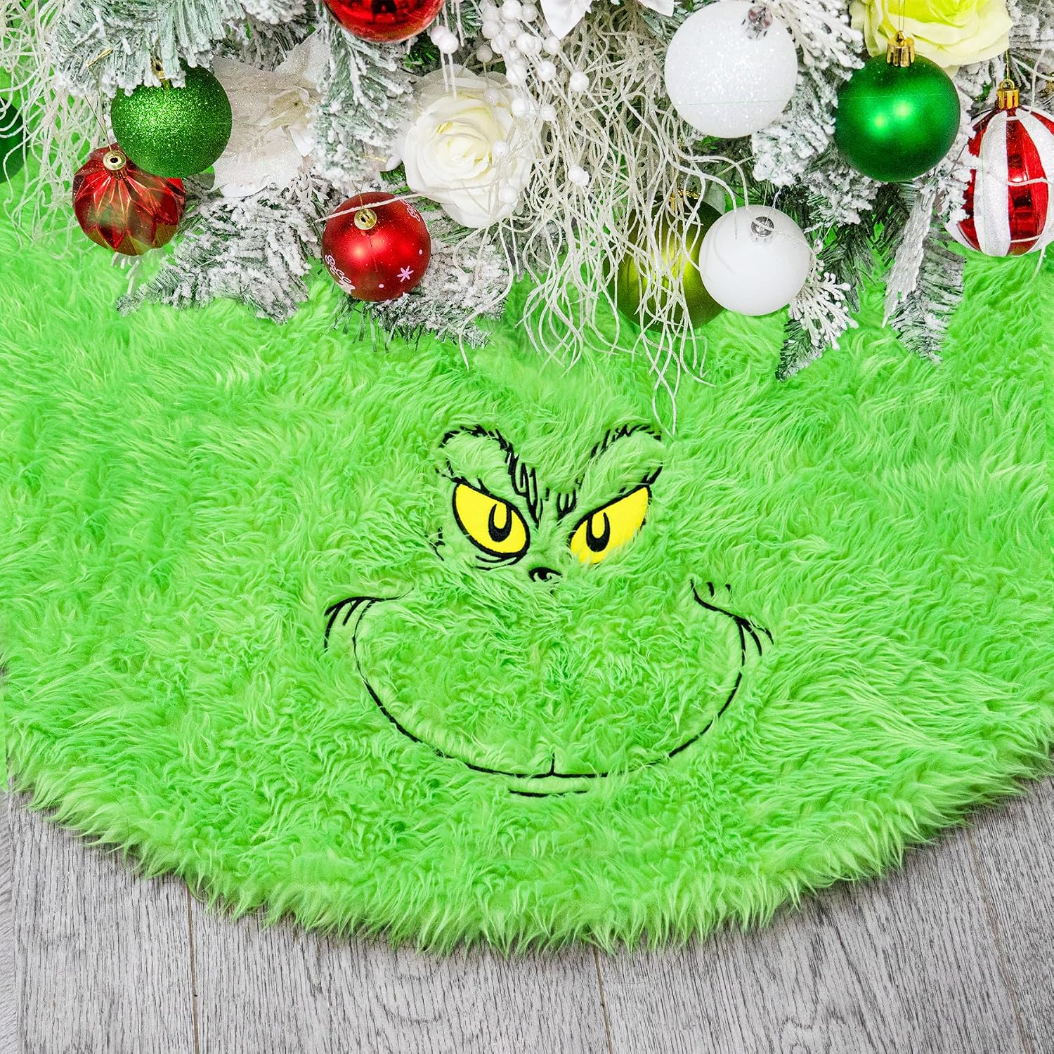 48 inch Green Christmas Tree Skirt, Plush Faux Fur Xmas Tree Skirt | Whimsical Funny Velvet Farmhouse Tree Skirt Decorations for 6-7 ft Tree Halloween Xmas Holiday Party