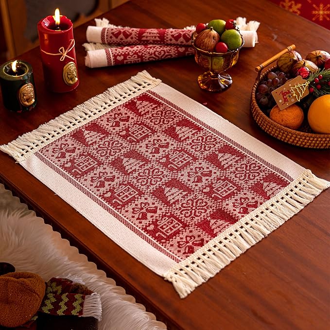 Placemats Set of 4,Christmas Tree Placemat with Tassel Fringe,Gift Placemats for Coffee Table Western Restaurant