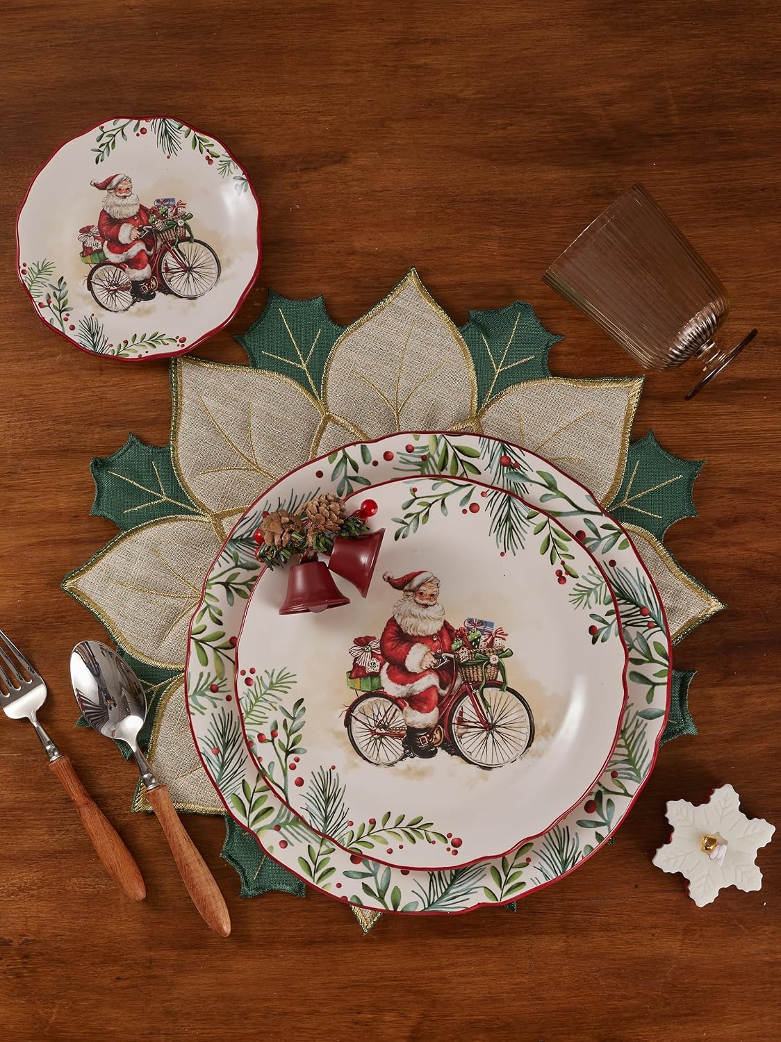 Bico Santa On The Way Scalloped Christmas Appetizer Plates Set of 6, 6 In