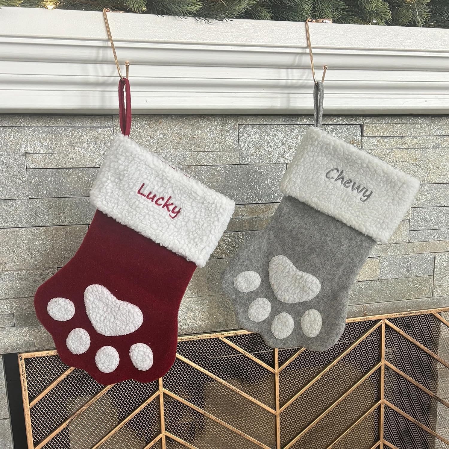Custom Plush Paw Christmas Stockings with Pet Name, Personalized Dog Cat Paw Stockings Embroidered for Family Decorations 2026 Xmas Gift, 1 Pack