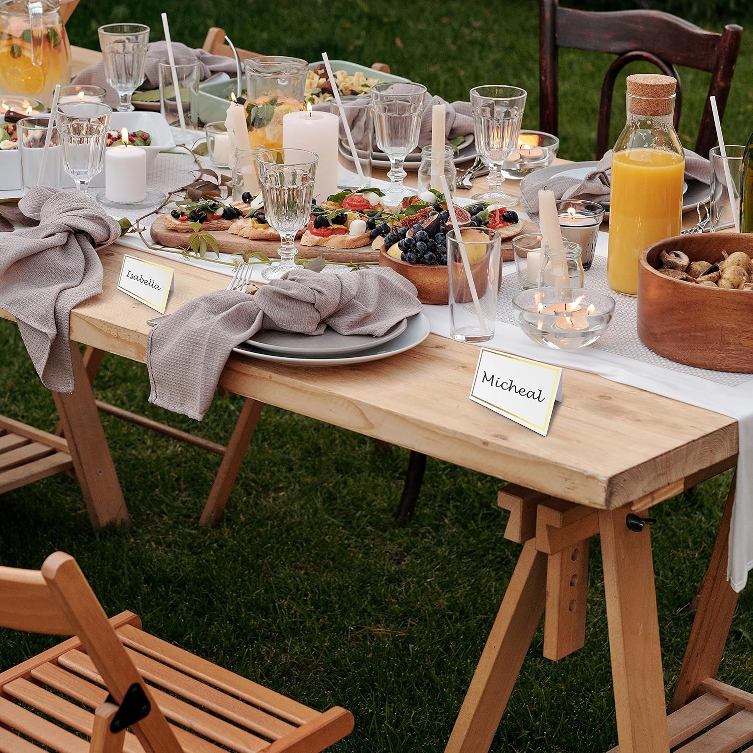 Place Cards Pack of 100 Premium Tent Name Place Cards for Table Setting with Gold Foil Border 2x3.5 inches - Perfect for Weddings, Banquets Dinner Parties and any other Events
