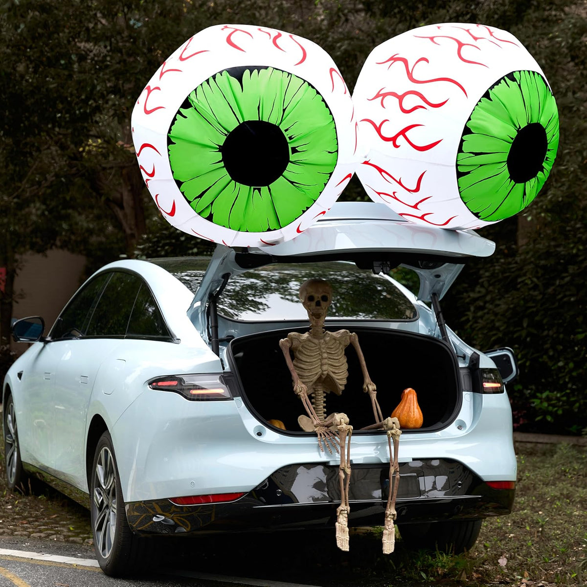 Joiedomi 2 Pack Halloween Inflatables Large Set of Eyes Decoration Blow Ups G...