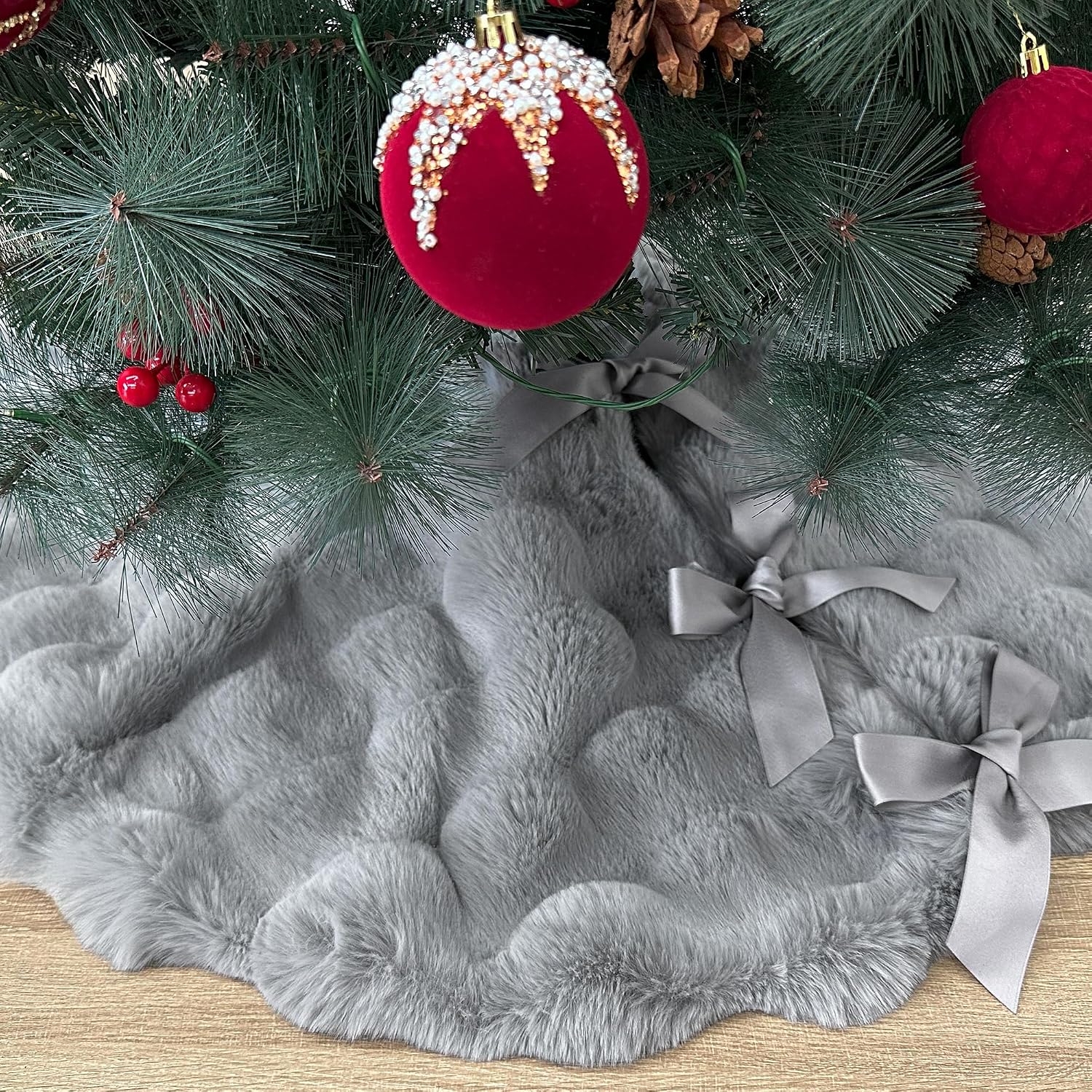 36-Inch Puff Quilt Faux Fur Christmas Tree Skirt, Soft Plush Tufted Texture with Satin Ribbon Ties, Cloud Gray
