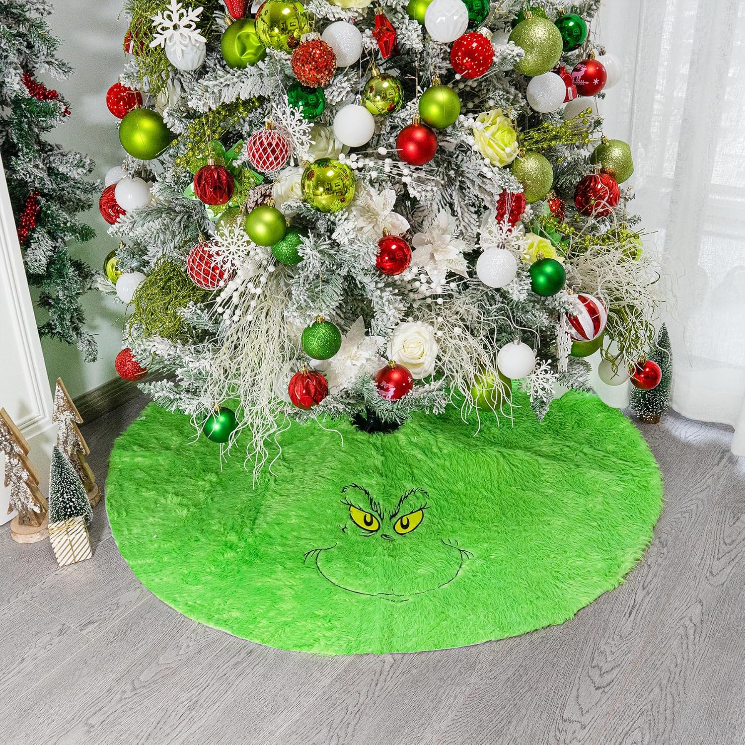 48 inch Green Christmas Tree Skirt, Plush Faux Fur Xmas Tree Skirt | Whimsical Funny Velvet Farmhouse Tree Skirt Decorations for 6-7 ft Tree Halloween Xmas Holiday Party