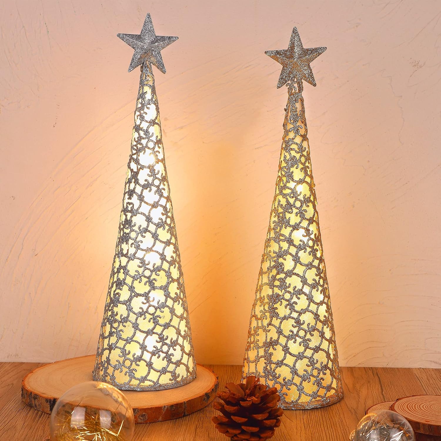 Juegoal Lighted Christmas Table Decorations with Star and 10 LED Lights Battery Operated, Indoor Xmas Thanksgiving Holiday Wedding Party Tabletop Desk Ornament, Set of 2 (Gold, Silver)
